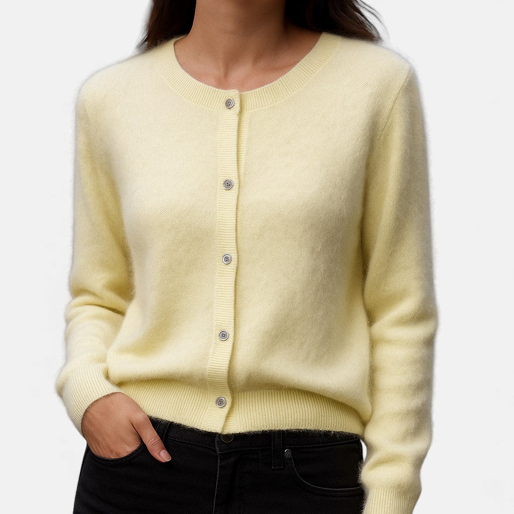 NIVOLA | Luxuriously Soft Classic Cardigan