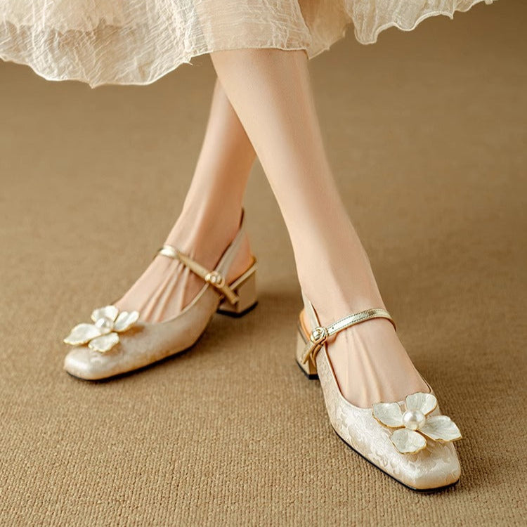 ELOISE | Elegant Flower Pumps