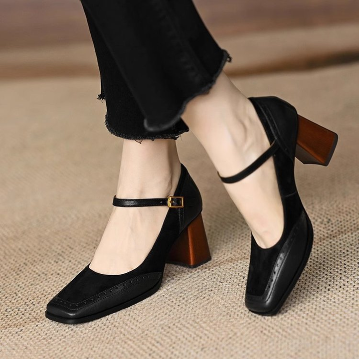 MORA | Elegant Classic Pumps